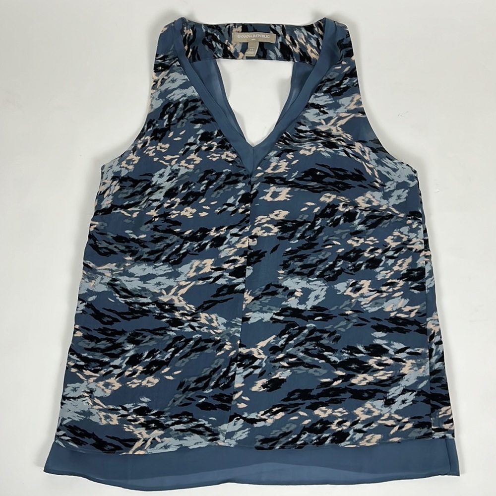 Banana Republic sleeveless blue patterned blouse shirt - size extra-small petite
